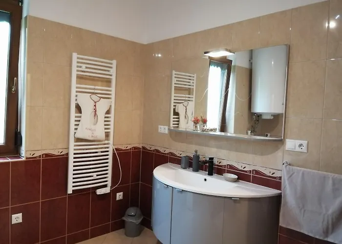 Kuria Nyaralo Prázdninový dům *