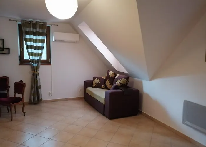 Prázdninový dům Kuria Nyaralo